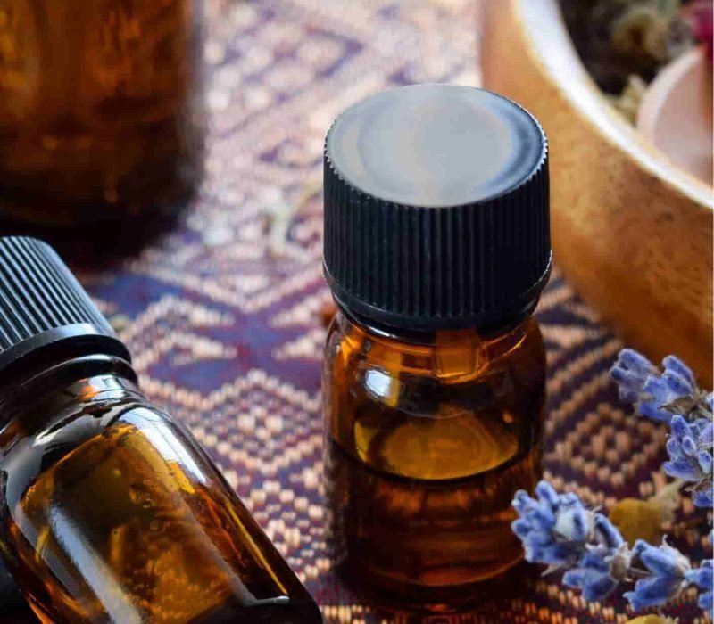 alcimie-aromatiche-bottega-alchemica-creazione-nuova-miscela